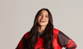 LARY FALA SOBRE DESAFIO DE ESCREVER SEIS FAIXAS PARA "EQUILIBRIUM", DE ANITTA