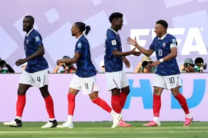 MBAPPÉ BRILHA COM DOIS GOLS, FRANÇA GOLEIA E AVANÇA ÀS OITAVAS DA COPA DO MUNDO