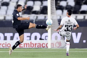 LUCAS ARCANJO BRILHA, SALVA O VITÓRIA E GARANTE PONTO PRECIOSO CONTRA O BOTAFOGO