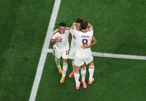ESPANHA MARCA NO FIM, SUPERA PORTUGAL E VAI ÀS QUARTAS DA COPA
