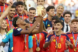 ESPANHA ASSUME LIDERANÇA DO RANKING DA FIFA E BRASIL SOBE UMA POSIÇÃO