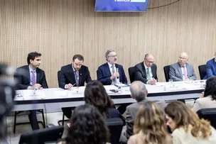TARIFAÇO DOS EUA DEVE ATINGIR 18% DAS EXPORTAÇÕES BRASILEIRAS