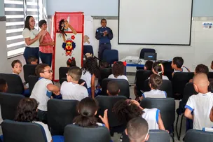 ALUNOS DE PROGRAMA DA REDE MUNICIPAL DE SALVADOR VÃO GANHAR BOLSA PRESENÇA