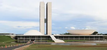 MENOS CONCORRÊNCIA: NÚMERO DE CANDIDATOS A DEPUTADO FEDERAL REDUZ 28% EM 2026