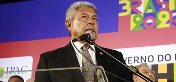JERÔNIMO ADMITE FALHAS EM RODOVIAS FEDERAIS NA BAHIA E COBRA INVESTIMENTOS DE LULA
