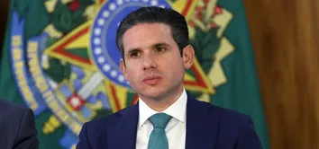 PRESIDENTE DA CÂMARA CRIA COMISSÃO PARA EMENDA QUE REDUZ MAIORIDADE PENAL