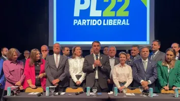 FLÁVIO BOLSONARO ESCOLHE VICE PARA CHAPA PRESIDENCIAL