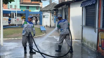 PLATAFORMA RECEBE MUTIRÃO DE LIMPEZA URBANA COM AÇÕES DA LIMPURB