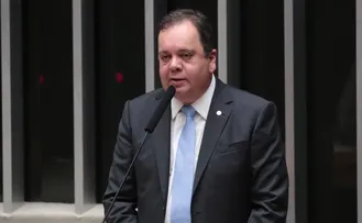 ELMAR NASCIMENTO SE DECLARA PRETO EM REGISTRO DE CANDIDATURA DO TSE