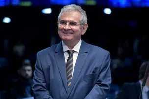 ANGELO CORONEL DEFENDE PISO SALARIAL DE SEIS CATEGORIAS PROFISSIONAIS NO CONGRESSO