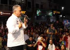 RUI COSTA CRITICA FLÁVIO BOLSONARO EM PRIMEIRO ATO DE CAMPANHA NA BAHIA