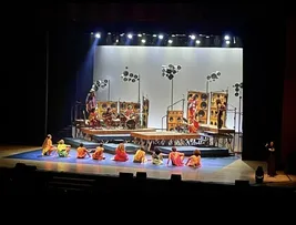 MORAES MUSICAL MOREIRA EMOCIONA SALVADOR E REVIVE A HISTÓRIA DO PRIMEIRO CANTOR DE TRIO ELÉTRICO