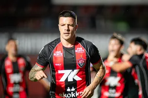 KAYZER PODE SAIR DO VITÓRIA DE GRAÇA EM 2027