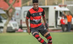 EX-VITÓRIA ENTRA NO RADAR DA SELEÇÃO BRASILEIRA