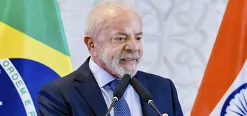 LULA CONFIRMA QUE NÃO VAI AO DEBATE DA GLOBO NA QUINTA-FEIRA (1)
