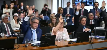 FIM DA ESCALA 6X1 DEVE SER VOTADO NO SENADO APÓS O PRIMEIRO TURNO DAS ELEIÇÕES