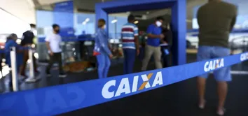 FUNCIONÁRIOS DA CAIXA MANTÊM GREVE APÓS REJEITAREM NOVA PROPOSTA