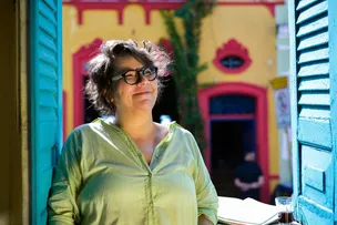 CANTORA VAGALUZIA PARTICIPA DO “SETEMBRO DAS FLORES” NO SAMBA DO BECO
