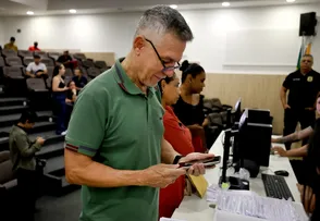POLÍCIA RECUPERA 2.099 CELULARES E INICIA DEVOLUÇÃO DOS APARELHOS AOS PROPRIETÁRIOS NA BAHIA
