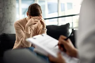 SETEMBRO AMARELO: SINAIS DE SOFRIMENTO EMOCIONAL PODEM APARECER ANTES DO PEDIDO DE AJUDA