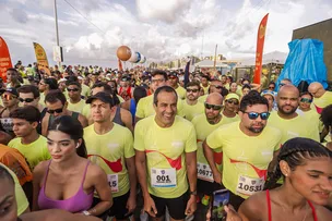 BRUNO REIS PARTICIPA DO PRIMEIRO DIA DA MARATONA SALVADOR