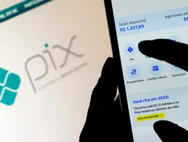 QUASE 10 MILHÕES DE BAIANOS USARAM PIX EM UM ÚNICO MÊS; VEJA O QUE OS DADOS REVELAM