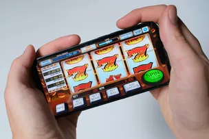 GOVERNO PREPARA PROIBIÇÃO DE JOGOS ON-LINE E MIRA MERCADO DAS BETS