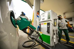 PETROBRAS CANCELA AUMENTO DA GASOLINA E MANTÉM DESCONTO DE R$ 0,19