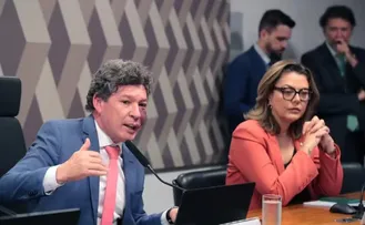 CÂMARA APROVA FIM DA “TAXA DAS BLUSINHAS” MP SEGUE PARA O SENADO