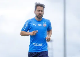 EVERTON RIBEIRO RETORNA AOS TREINOS E MIRA DUELO COM O BRAGANTINO
