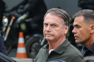 BOLSONARO PEDE AO STF SUSPENSÃO DE PENA POR TENTATIVA DE GOLPE