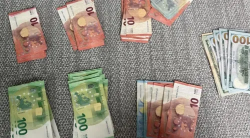 JOIAS, DINHEIRO EM COFRES E ESQUEMA EM LOUSA: O QUE A PF ENCONTROU NO ESCRITÓRIO DE VORCARO