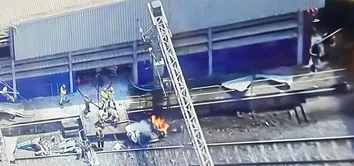 AVIÃO DE PEQUENO PORTE CAI PERTO DE ESTAÇÃO DE METRÔ EM BH E DEIXA UM MORTO