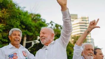 REAL TIME: GOVERNO DE LULA TEM 46% DE APROVAÇÃO