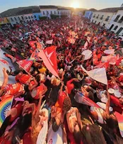 CAMINHADA PELA ELEIÇÃO DE LULA É REALIZADA EM CACHOEIRA
